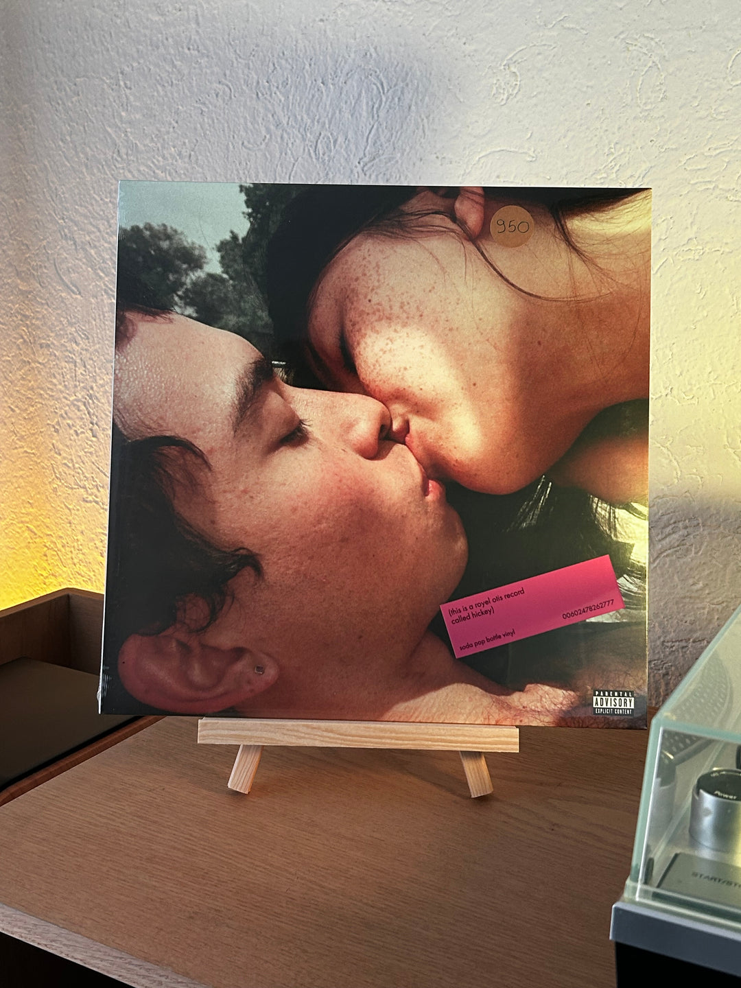 Royel Otis - Hickey (Soda Pop Bottle Vinyl, Portada Alternativa)